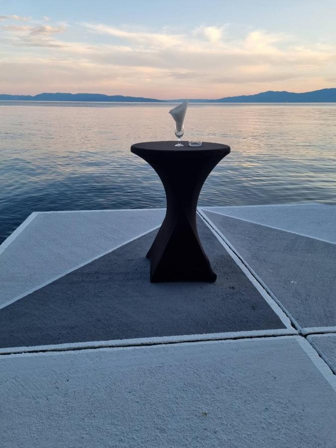 Hotel Jadran Рийека Екстериор снимка